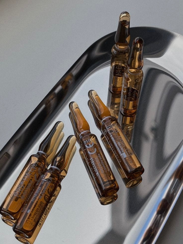 Eyebooster behandeling voor donkere kringen en fijne lijntjes onder de ogen in Dordrecht